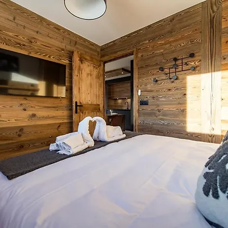 De Gamme Neuf Avec Terrasse De 60m2 Plein Sud Avec Jacuzzi - 8 Personnes - App 101 * Saint-Sorlin-dʼArves